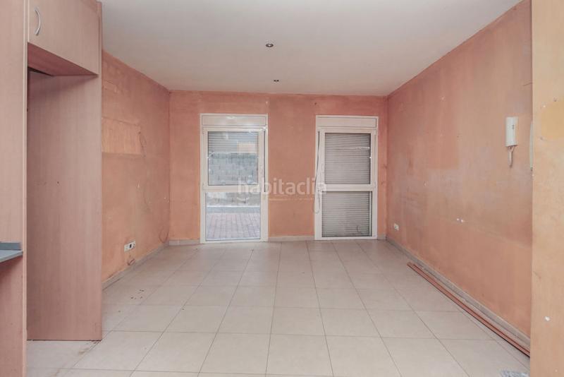 Foto a95ce651-d77f-45d3-b3b8-1ade2faf28c2. Piso solvia inmobiliaria piso en Flix