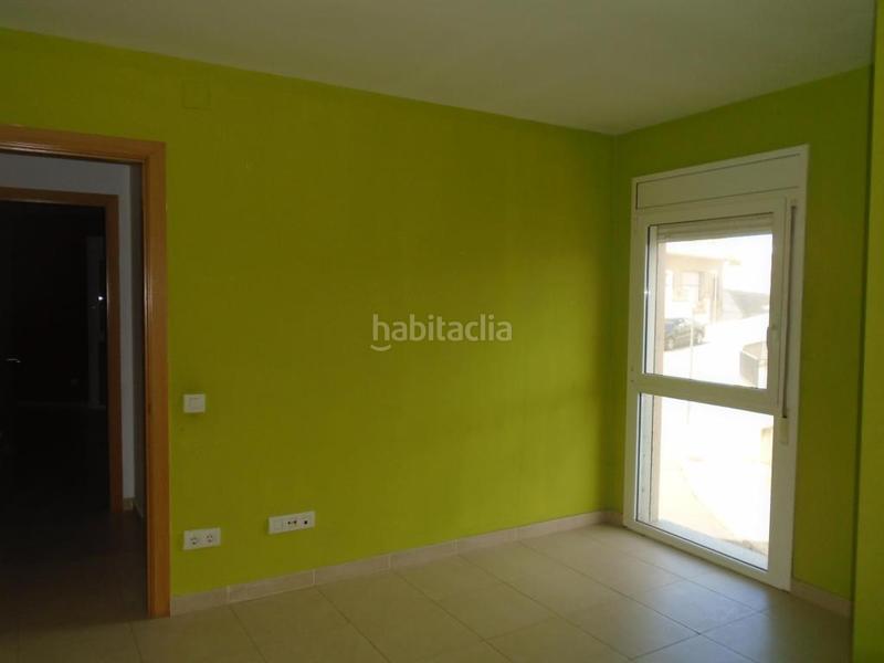 Foto d9dc6b5f-c2dd-4aec-baa5-47f3c5e83e97. Piso solvia inmobiliaria piso en Flix