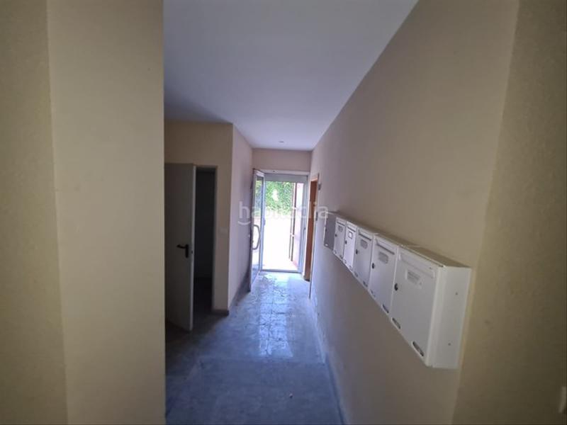 Foto f5e378cd-fcbf-4dbd-80f2-cd83ff637587. Piso solvia inmobiliaria piso en Flix
