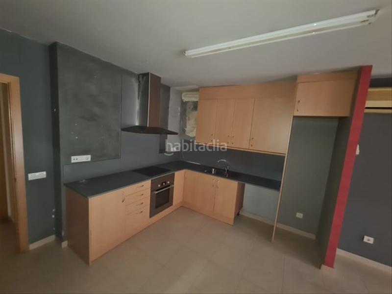 Foto fde49482-3f93-45d8-a780-9e7fb5ff08a8. Piso solvia inmobiliaria piso en Flix