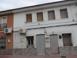 Chalet  C/ valle. Solvia inmobiliaria  casa alcantarilla