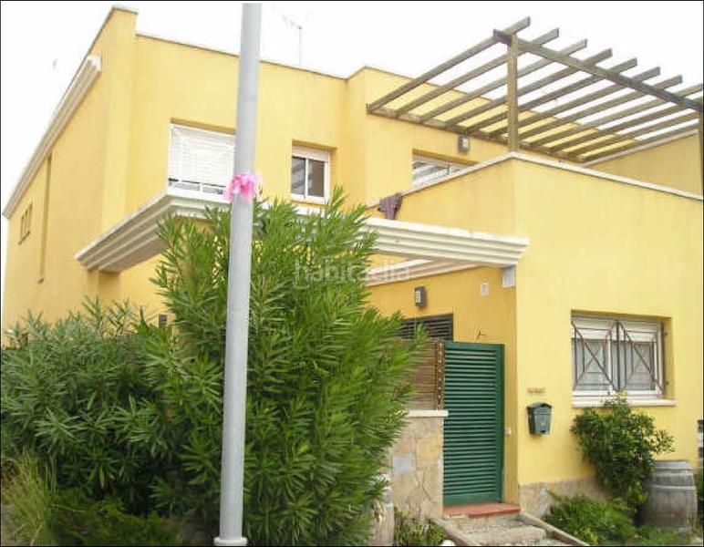 Foto 9cd871c8-73ff-4b8a-844b-1c3b0c3ecc44. Casa pareada solvia inmobiliaria chalet adosado vendrell el en Vendrell (El)