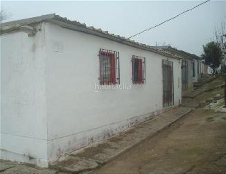 Foto 42e3adf4-74d8-45a1-af97-61c67230c476. Chalet solvia inmobiliaria chalet independiente en Badajoz
