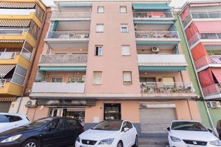 Flat  C/ girona. Solvia inmobiliaria  piso franqueses del vallès les