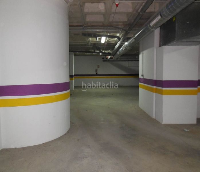 Foto 61f91642-e9b5-43ea-92ed-38f9fa89ff5a. Aparcament cotxe a Archena