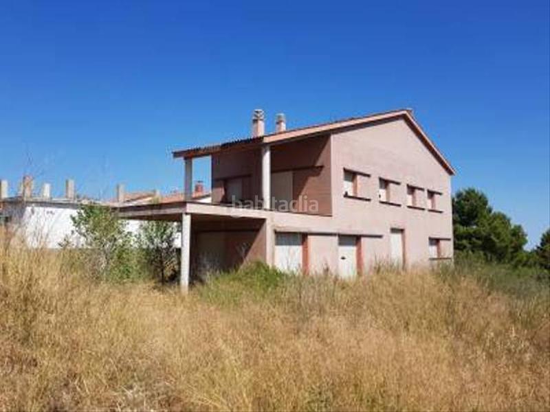 Foto 8e9a7edf-be04-441c-af5e-9fec03fb5278. Edifici a Bruc (El)