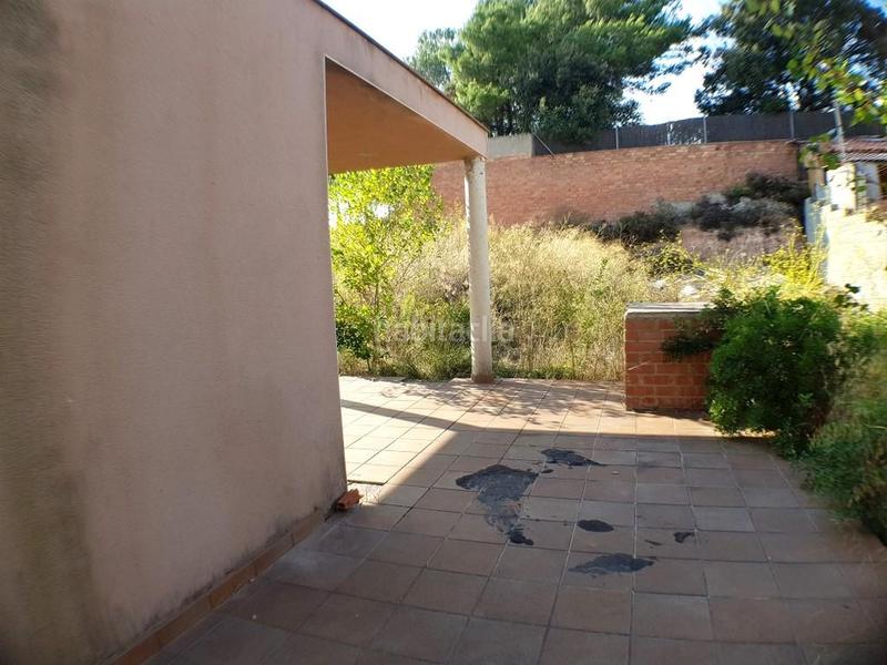 Foto c5d9f118-b568-4a1a-b770-a6deac8b81f6. Edifici a Bruc (El)