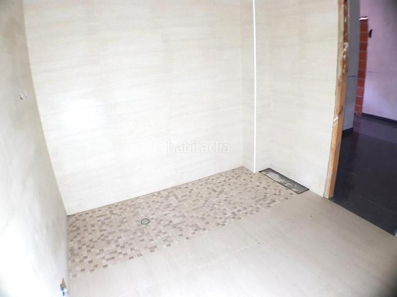 Foto e2551d34-4275-45ed-9595-00e9c538068c. Edifici a Bruc (El)