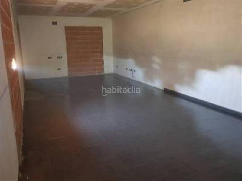 Foto e3a139b9-ecb7-4fea-8e8b-885a720b4db2. Edifici a Bruc (El)