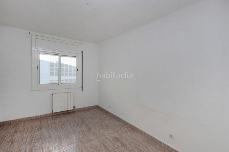 Foto b20766af-ba7c-4bc4-b3e2-f7d3ba5f6c3d. Appartement dans Sant Crist Badalona
