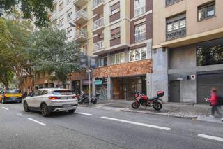 Local commercial  C/ viladomat. Solvia inmobiliaria  locales barcelona