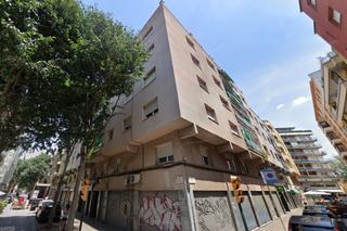Pis  C/ pare coll. Solvia inmobiliaria  piso girona