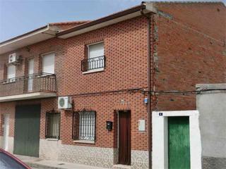 Xalet  Laguna. Solvia inmobiliaria  chalet independiente malpica de tajo