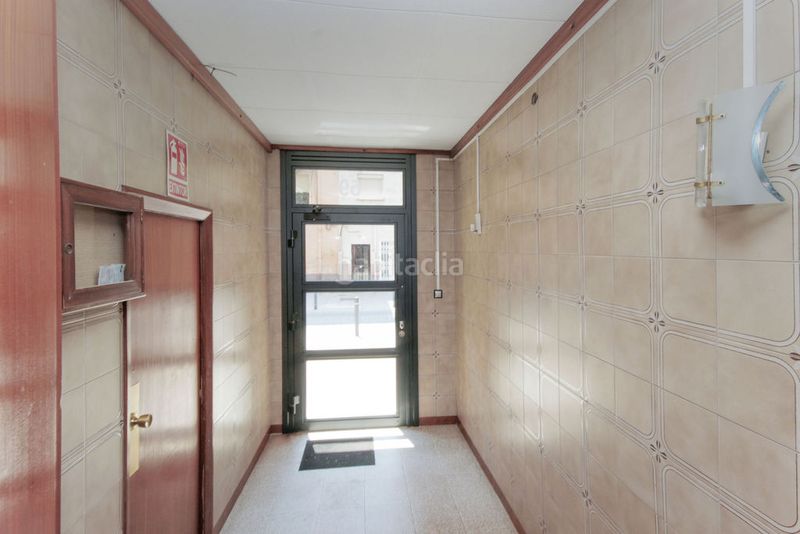Foto a2bc7296-d376-4231-b6bf-6e6cbba45e63. Pis a Bon Pastor Barcelona