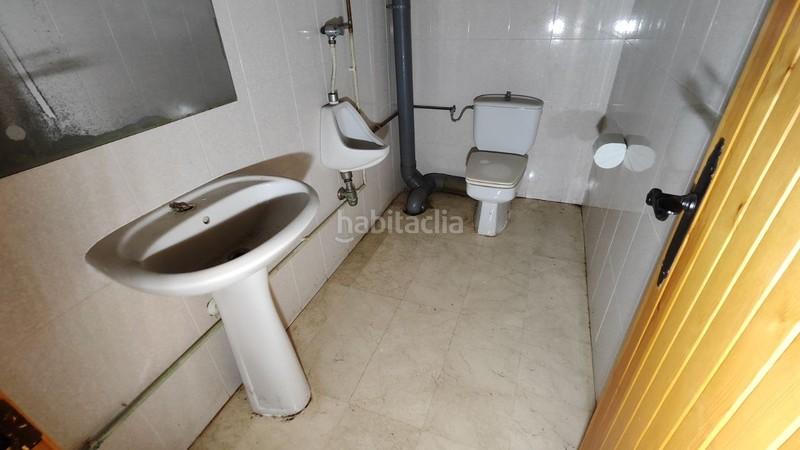 Foto 36032eeb-169f-49ae-ad0f-93fa496d6832. Local comercial a Constantí