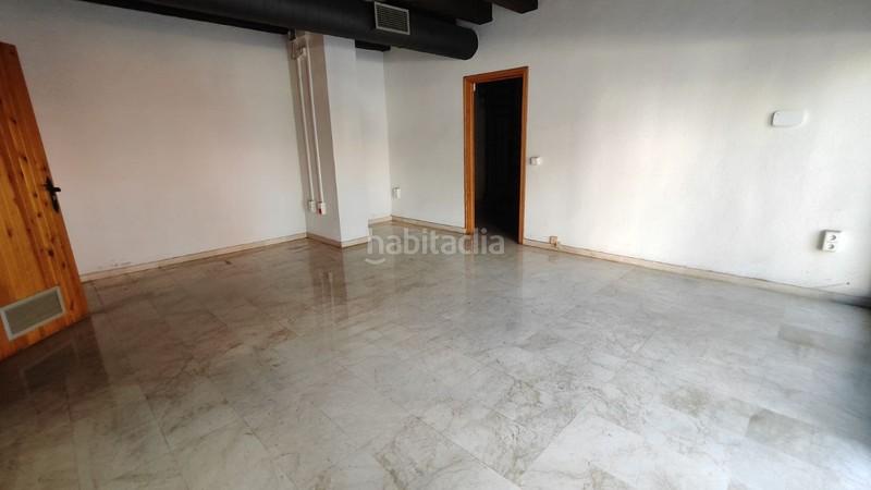 Foto 614679ee-fae1-4f3a-b595-026fd42c74f7. Local comercial a Constantí