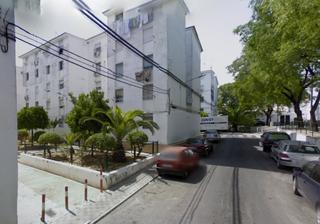 Appartement  C/ de la paz calle b. Solvia inmobiliaria  piso utrera