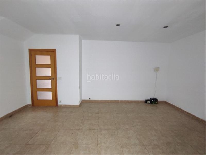 Foto 0a4adc8e-d8d2-4ca3-9378-f63f6c367add. Chalet solvia inmobiliaria chalet independiente vendrell el en Vendrell (El)