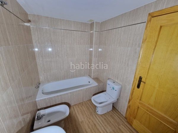 Foto 042658bb-9aab-40e4-8d6d-63576cd7533b. Pis a Casco Antiguo Águilas