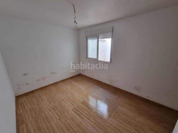 Foto 06458b8f-627a-4d48-9402-699aab7cd8a8. Pis a Casco Antiguo Águilas