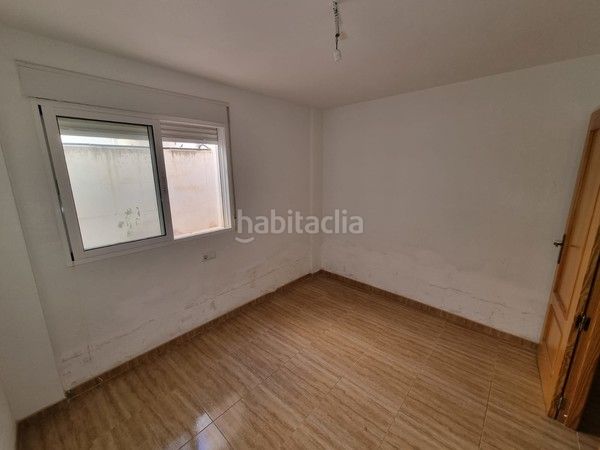 Foto 4b0a34a5-2ac6-4a42-9e73-7bc45d6f6468. Pis a Casco Antiguo Águilas