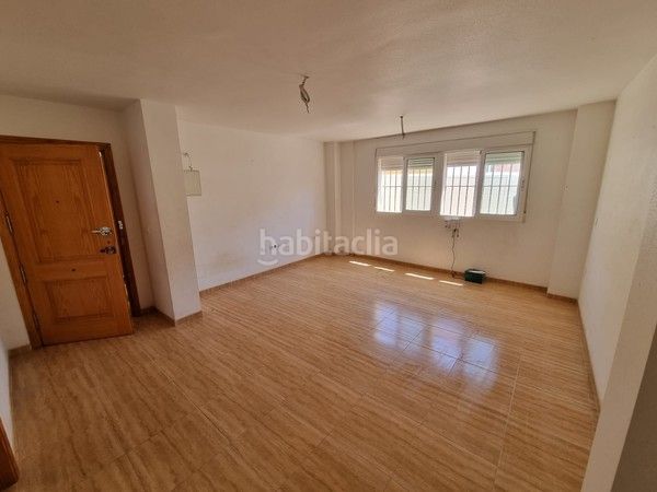 Foto bb5d4df6-7d92-4d2b-9358-7214dc857503. Pis a Casco Antiguo Águilas