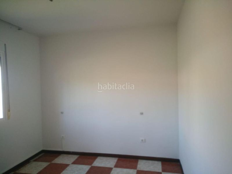 Foto 99264893-d2a6-43e4-b6a4-45d1b55fad0e. Chalet with heating in Barajas de Melo
