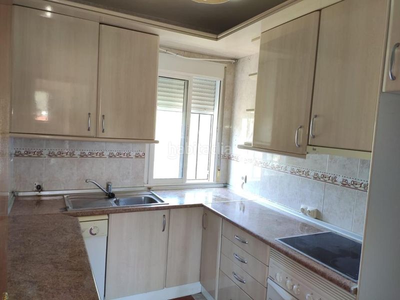 Foto ea759ff9-446f-4c38-beea-f83060659041. Chalet with heating in Barajas de Melo