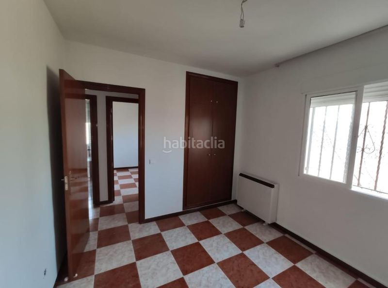 Foto fbc2e73a-e9ce-41fe-815a-74d793b329a4. Chalet with heating in Barajas de Melo