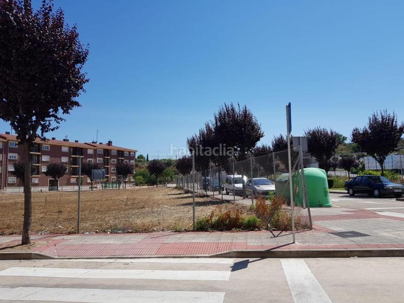 Foto 441ef5b2-ecee-4079-bd11-4e14de2a8c81. Finca rústica solvia inmobiliaria suelo urbano en Agoncillo
