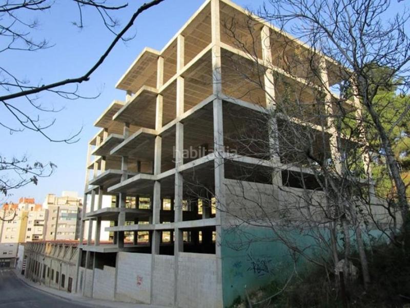 Foto 2b5d3da2-248d-4075-853b-5852948f99c3. Edifici a Centre Tortosa