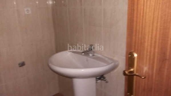 Foto a8dfd4ac-b7ee-47f2-98b7-3cdd5dc76c31. Local comercial a Balàfia Lleida