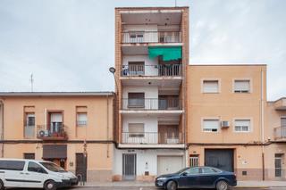 Pis  Av/ corts valencianes. Solvia inmobiliaria  piso canals