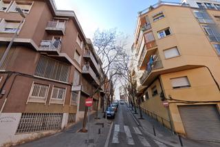 Etagenwohnung  C/ roselles. Solvia inmobiliaria  piso santa coloma de gramenet