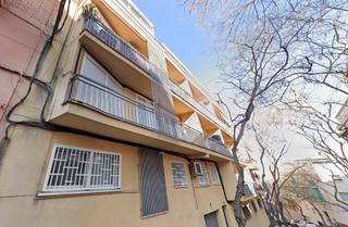 Appartement  C/ roselles. Solvia inmobiliaria  piso santa coloma de gramenet