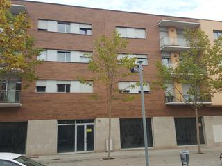 Local Comercial  M. aurèlia capmany. Solvia inmobiliaria  locales santa margarida i els monjos