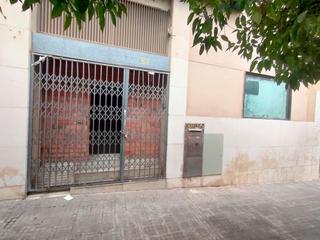 Local commercial  Francesc macià. Solvia inmobiliaria  locales sant boi de llobregat