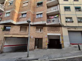 Piso  C/ autonomía. Solvia inmobiliaria  piso badalona