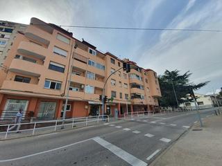 Local commercial  Caldes. Solvia inmobiliaria  locales granollers