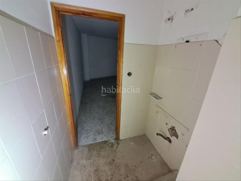Foto fbee08f4-e580-4afc-bbb6-538796fbe9ac. Locale commerciale in Cappont Lleida