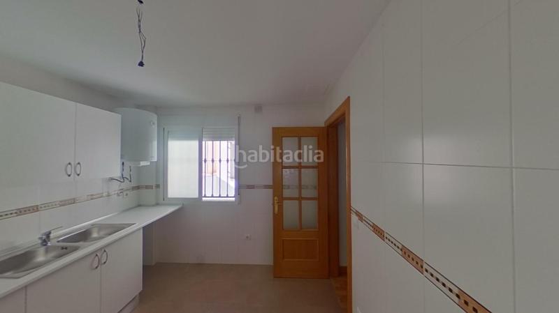 Foto 3b7257a2-dbd3-42d4-9867-8014c2609760. Dúplex a Peligros