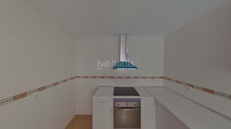 Foto bfefbc35-55f4-4c8d-a406-d412ff607086. Dúplex a Peligros