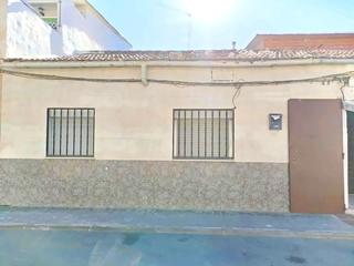 Casa aparellada  Alfonso bravo. Solvia inmobiliaria  chalet adosado ciudad real