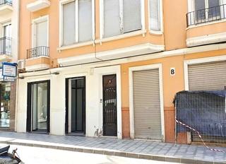 Casa aparellada  Antonio maura. Solvia inmobiliaria  chalet adosado elda