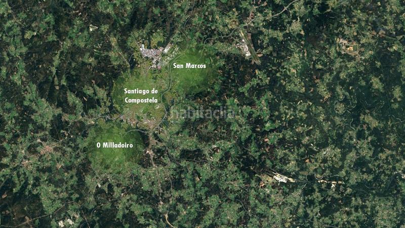 Foto f5b916e8-f0d5-4236-abc0-e2def9c3c55a. Finca rústica solvia inmobiliaria suelo urbanizable en Santiago de Compostela