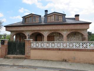 Xalet  C/ can ribas. Solvia inmobiliaria  chalet independiente bigues i riells