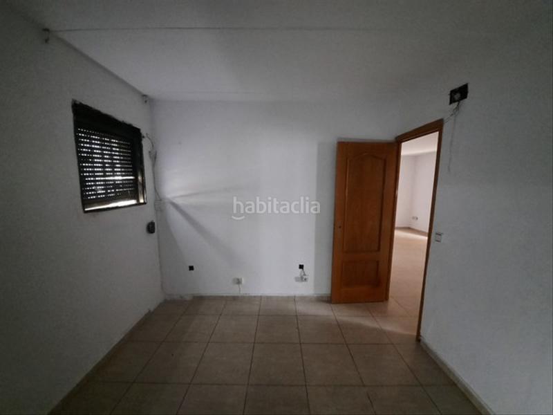 Foto 4df6af22-2e39-419d-80b9-53fc1e518c8b. Casa pareada solvia inmobiliaria chalet adosado en Badajoz