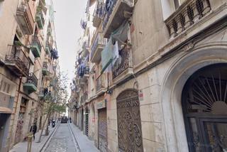 Piso  C/ sant gil. Solvia inmobiliaria  piso barcelona