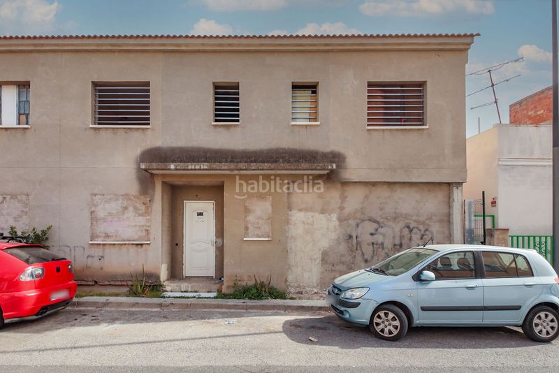 Foto 0f1014da-4cc5-4929-b450-00e597052d98. Edifici a Ponent Reus