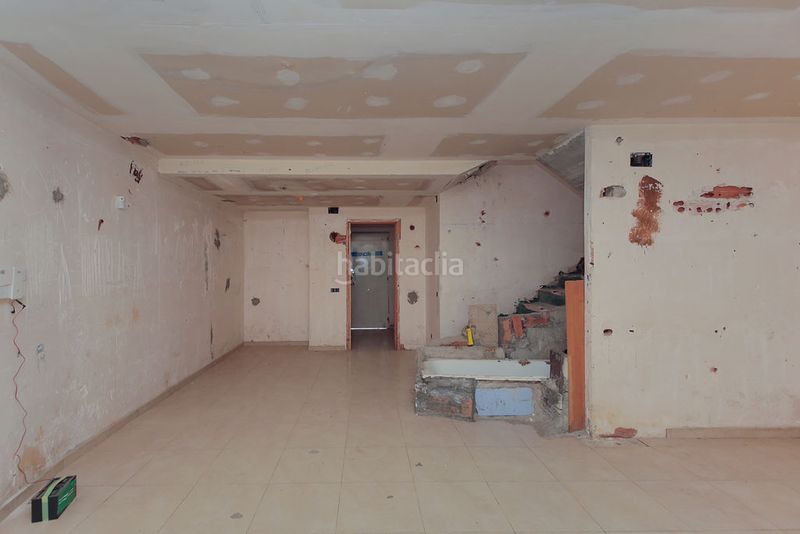 Foto 9f22527b-f411-4bea-bb53-8ebaeccd92bb. Edifici a Ponent Reus